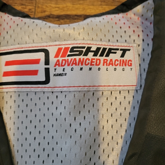 Shift rancing - Picture 3 of 4